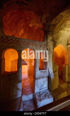 Eglise de la Croix maltaise, église souterraine à goreme musée en plein air, Cappadoce, Anatolie, Turquie Banque D'Images