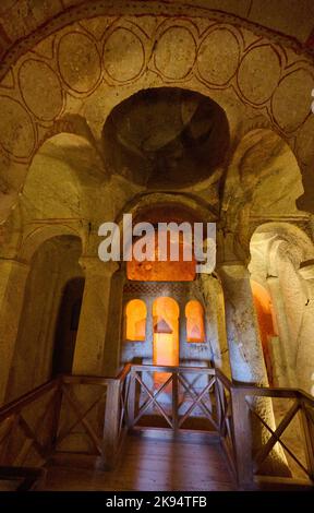 Eglise de la Croix maltaise, église souterraine à goreme musée en plein air, Cappadoce, Anatolie, Turquie Banque D'Images