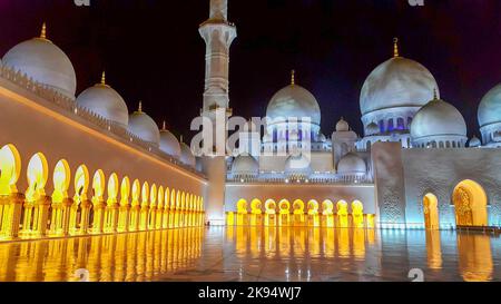 Mosquée Sheikh Zayed d'Abudhabi Banque D'Images