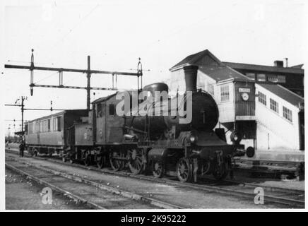 Les chemins de fer de l'État, SJ C7 et SJ Bo7 2812. Banque D'Images