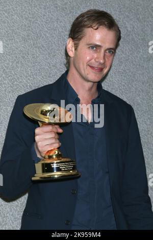 25 octobre 2022, Burbank, CA, Etats-Unis: LOS ANGELES - octobre 25: Hayden Christensen aux prix Saturn 50th - salle de presse au Centre de congrès Marriott sur 25 octobre 2022 à Burbank, CA (image de crédit: © Kay Blake/ZUMA Press Wire) Banque D'Images