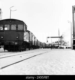 Chemins de fer d'État, SJ V3 55. Le ferry S/S Starke, Trelleborg. Construit en 1931 par Deutsche Werke, Kiel, Allemagne et livré aux chemins de fer nationaux, SJ, Malmö. A principalement exploité le sentier Trelleborg - Sassnitz. Inséré en 1967 sur le nouveau chemin de ferry entre Värtahamnen à Stockholm et Naantali à l'extérieur de Turku Banque D'Images