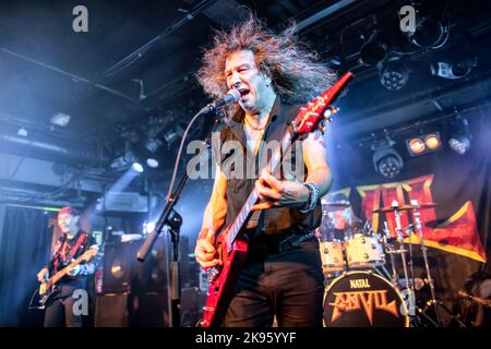 Oslo, Norvège. 24th, octobre 2022. Le groupe canadien de métaux lourds Anvil donne un concert à John Dee à Oslo. Ici, le chanteur et guitariste Steve Kudlow a.k.a. Lips est vu en direct sur scène. (Crédit photo: Gonzales photo - Terje Dokken). Banque D'Images