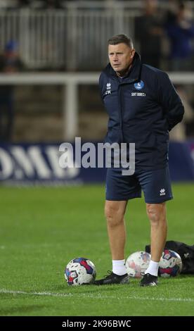 Colin West, assistant-gérant de Hartlepool United lors du match Sky Bet League 2 entre Hartlepool United et Salford City à Victoria Park, Hartlepool, le mardi 25th octobre 2022. (Credit: Mark Fletcher | MI News) Credit: MI News & Sport /Alay Live News Banque D'Images