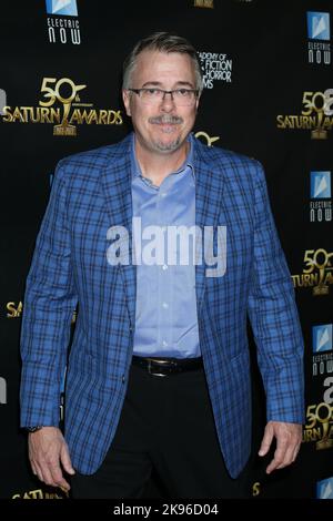 25 octobre 2022, Burbank, CA, Etats-Unis: LOS ANGELES - octobre 25: Vince Gilligan aux prix Saturn 50th - arrivées au Centre de congrès Marriott sur 25 octobre 2022 à Burbank, CA (image de crédit: © Kay Blake/ZUMA Press Wire) Banque D'Images