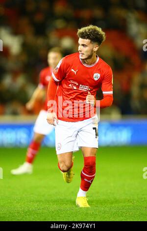 Oakwell Stadium, Barnsley, Angleterre - 25th octobre 2022 Josh Martin (14) de Barnsley - pendant le jeu Barnsley v Lincoln City, Sky Bet League One, 2022/23, Oakwell Stadium, Barnsley, Angleterre - 25th octobre 2022 crédit: Arthur Haigh/WhiteRosePhotos/Alamy Live News Banque D'Images