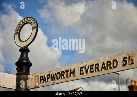 Godmanchester, Huntingdonshire, Cambridgeshire, Angleterre. Panneau Village Banque D'Images