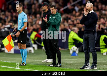 AMSTERDAM, PAYS-BAS - OCTOBRE 26 : entraîneur-chef Alfred Schreuder d'Ajax lors du match de la Ligue des champions de l'UEFA entre Ajax et le FC Liverpool à l'arène Johan Cruijff sur 26 octobre 2022 à Amsterdam, pays-Bas (photo de Marcel ter Bals/Orange Pictures) Banque D'Images