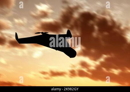 Ukraine. 26th octobre 2022. Silhouette d'un véhicule aérien militaire iranien sans pilote au coucher du soleil. Drone de combat. Photo illustrative (photo à crédit: © Aleksandr Gusev/Pacific Press via ZUMA Press Wire) Banque D'Images