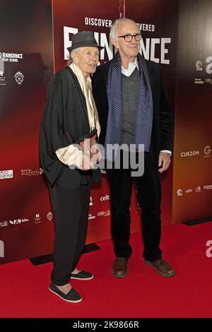 Vanessa Redgrave et Jonathan Pryce assistent au gala d'ouverture du Festival du film de Raindance, avec la première internationale du Corner Office à Curzon Mayfair, Londres. Date de la photo: Mercredi 26 octobre 2022. Banque D'Images