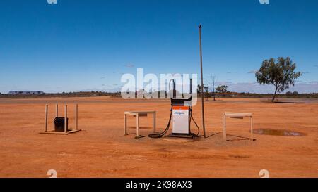 Pompe à carburant rurale de l'outback Banque D'Images