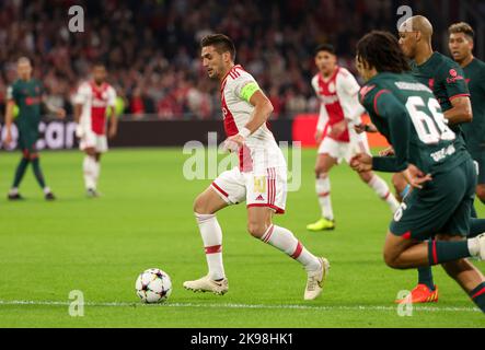 Dusan Tadic d'Ajax lors de la Ligue des champions de l'UEFA, Group A match de football entre Ajax Amsterdam et le FC de Liverpool sur 26 octobre 2022 à l'arène Johan Cruijff d'Amsterdam, pays-Bas - photo Jean Catuffe / DPPI Banque D'Images