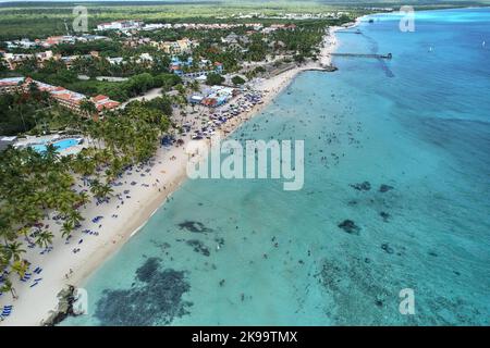 Une vue aérienne de la plage de Dominicus à Bayahibe, République dominicaine Banque D'Images