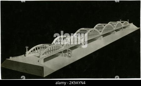 Modèle. Gatubro de béton de fer sur la cour principale de Malmö. Banque D'Images