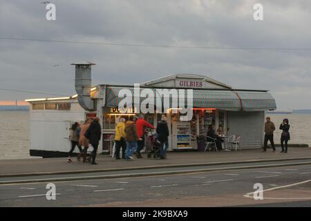 Gilbies Seafront Cafe, 2016, café, snacks, borne de restauration rapide. Southend on Sea, Royaume-Uni Banque D'Images