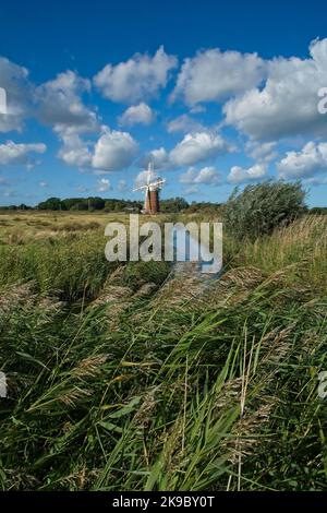 Horsey vent pompe construit 1912 qui est un moulin à vent d'apparence traditionnelle situé dans Norfolk Angleterre Banque D'Images