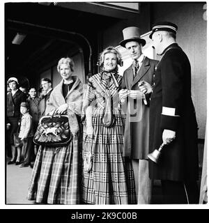 Voyage en train historique de Stockholm à Göteborg pour l'inauguration du train 62. Banque D'Images