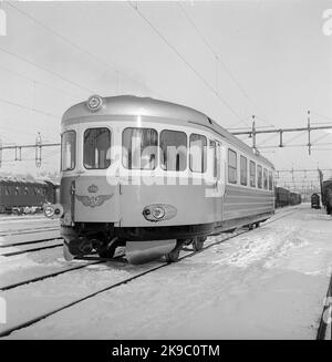 Chemins de fer d'État, SJ YCO6. Voiture avec panier en acier. Les premiers véhicules ont été déposés en circulation régulière en juin 1953. Banque D'Images