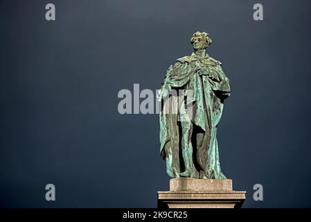 Statue de George IV de Sir Francis Chantrey érigée pour commémorer la visite de George IV en Écosse en 1822. George Street, Édimbourg, Écosse, Royaume-Uni. Banque D'Images