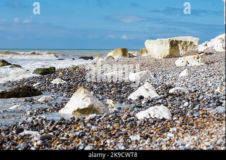 Vues sur la plage de Hope Gap près de Cuckmere Haven situé entre Seaford et Eastbourne dans East Sussex, côte sud britannique Banque D'Images