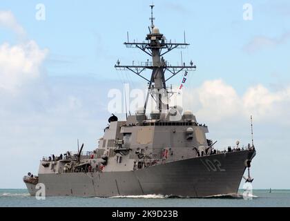 Destroyer de missiles guidés de classe Arleigh Burke USS Sampson (DDG 102) U.S. Navy Banque D'Images