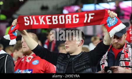 Silkeborg IF fans lors du match de football de l'UEFA Europa Conference League Group B entre West Ham United et Silkeborg IF au stade de Londres à Londres, Banque D'Images