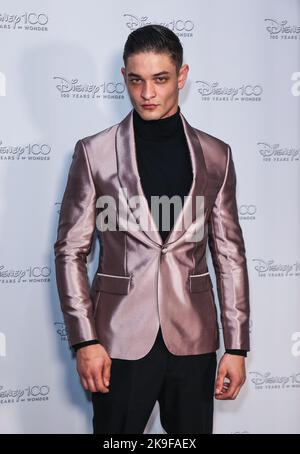 Londres, Royaume-Uni. 27th octobre 2022. Jason Ellis participe à l'événement Disney 100 au Banking Hall de Londres. Crédit : SOPA Images Limited/Alamy Live News Banque D'Images