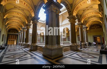 Budapest, Hongrie. Intérieur du Musée des Beaux-Arts Banque D'Images