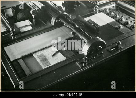 Les chemins de fer nationaux, SJ, ont engagé la carette de mesure française Mauzin de la Société nationale des chemins de fer Français, SNCF. Banque D'Images