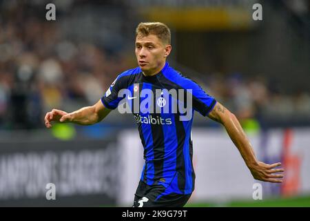 Milan, Italie. 26th, octobre 2022. Nicolo Barella (23) d'Inter vu lors du match de l'UEFA Champions League entre Inter et Viktoria Plzen à Giuseppe Meazza à Milan. (Crédit photo: Gonzales photo - Tommaso Fimiano). Banque D'Images