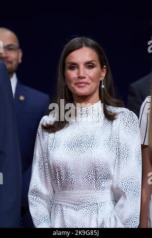 Oviedo, Asturies, Espagne. 28th octobre 2022. LA REINE LETIZIA d'Espagne assiste à une audience avec les lauréats des prix de la princesse des Asturies pendant les prix de la princesse des Asturies 2022 à l'hôtel Reconquista à Oviedo, Spain.ess fil) Credit: ZUMA Press, Inc./Alay Live News Banque D'Images