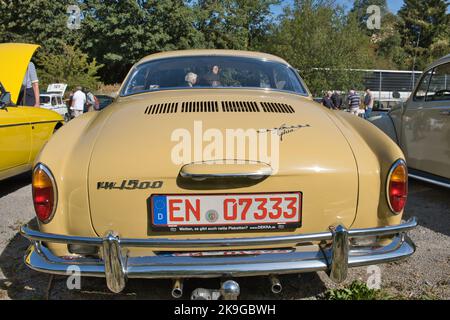 Coupé VW Karmann Ghia 1500, produit de 1955 à 1974, vue arrière Banque D'Images