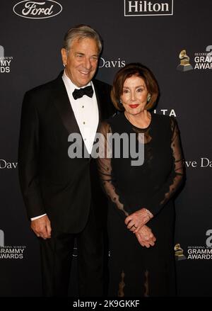 Beverly HILLS, CALIFORNIE - 25 JANVIER: Paul Pelosi, Nancy Pelosi assister au gala pré-GRAMMY et GRAMMY Salute to Industry Icons à l'hôtel Beverly Hilton le 25 janvier 2020 à Beverly Hills, Californie. Photo: Crash/imageSPACE/MediaPunch Banque D'Images