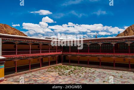 Ladakh, Inde - 23 juin,2022: Intérieurs du monastère de Thikse Gompa ou Thikse est le plus grand gompa dans le centre du Ladakh. Le monastère de Thiksey appartient au G Banque D'Images