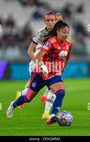 Turin, Italie. 27th octobre 2022. Selma Bacha (4) de l'Olympique Lyon vu lors du match de l'UEFA Women's Champions League entre Juventus et Lyon au stade Allianz de Turin. (Crédit photo : Gonzales photo/Alamy Live News Banque D'Images