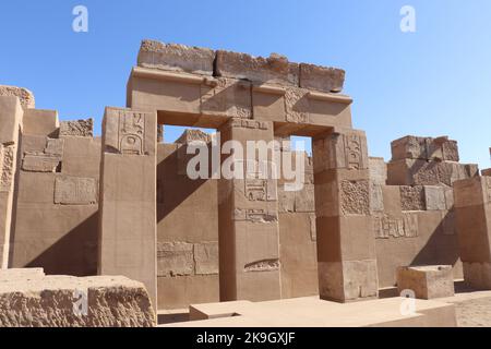 Temple de Satet sur l'île Éléphantine à Assouan, Égypte Banque D'Images