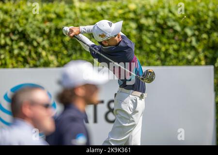 CHONBURI, THAÏLANDE - OCTOBRE 29: Pongsapak Laopakdee de Thaïlande est sur le 3rd trous au cours de la ronde 3 au Championnat amateur de l'Asie-Pacifique 2022 au Amata Spring Country Club on 29 octobre 2022 à CHONBURI, THAÏLANDE (photo de Peter van der Klooster/Alamy Live News) Banque D'Images