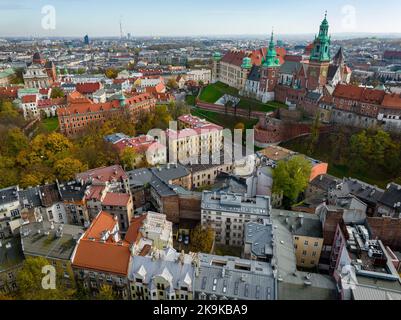 Vue aérienne de Cracovie. Château Royal Wawel d'en haut. Cracovie est la capitale de la Voïvodeship de la petite Pologne. Pologne. Europe. Banque D'Images