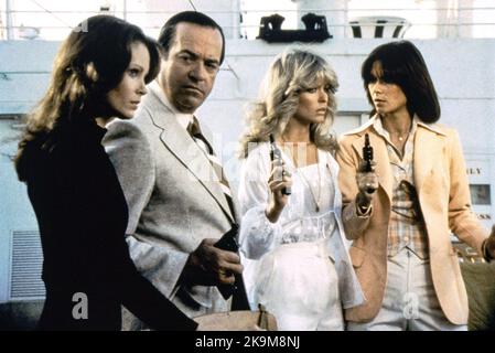 FARRAH FAWCETT, JACLYN SMITH, KATE JACKSON ET DAVID DOYLE DANS LES ANGES DE CHARLIE (1976), DIRIGÉ PAR IVAN GOFF. Credit: ORTHOGRAPHIE-GOLDBERG PRODUCTIONS / Album Banque D'Images