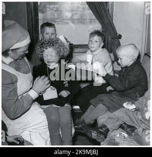 Transport d'enfants de Finlande dans le cadre de l'évacuation des enfants pendant la guerre. Banque D'Images