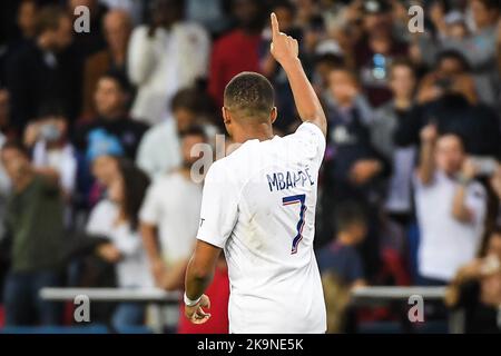 Paris, France. 29th octobre 2022. Kylian MBAPPE de PSG célèbre son but lors du championnat français Ligue 1 de football entre Paris Saint-Germain et ESTAC Troyes sur 29 octobre 2022 au Parc des Princes à Paris, France - photo Matthieu Mirville / DPPI crédit: DPPI Media / Alay Live News Banque D'Images