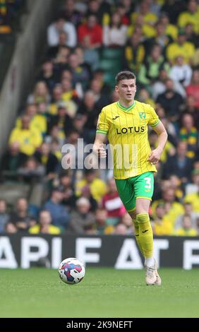 Norwich, Royaume-Uni. 29th octobre 2022. Sam Byram de la ville de Norwich court avec le ballon pendant le match de championnat de pari de ciel entre la ville de Norwich et Stoke City à Carrow Road sur 29 octobre 2022 à Norwich, Angleterre. (Photo par Mick Kearns/phcimages.com) crédit: Images de la SSP/Alamy Live News Banque D'Images