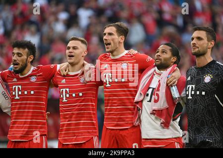 Munich, Allemagne. 29th octobre 2022. Dernière jubilation de gauche : Noussair Mahraoui (FC Bayern Munich), Joshua KIMMICH (FC Bayern Munich), Leon GORETZKA (FC Bayern Munich), Serge GNABRY (FC Bayern Munich), Sven ULREICH, gardien de but (FC Bayern Munich). Football 1st Bundesliga saison 2022/2023, 12th match, matchday12, FC Bayern Munich - 1.FSV FSV Mainz 05 6-2 on 29.10.2022, ALLIANZAREN A. ? Credit: dpa/Alay Live News Banque D'Images