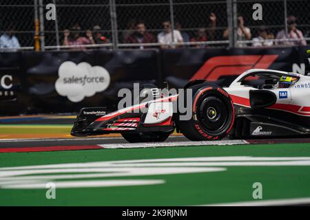 Mexico, Mexique. 29th octobre 2022. Haas FerrariÕs Mick Schumacher voiture 47 pendant la séance d'entraînement à l'Aerodromo Hermanos Rodriguez avant le Grand Prix de Formule 1. Il y a 60 ans que la première Formule 1 est arrivée au Mexique. À la fin de la partie qualifiante, Max Verstappen commencera la Formule 1 en position de pôle. Credit: Lexie Harrison-Cripps/Alamy Live News Banque D'Images