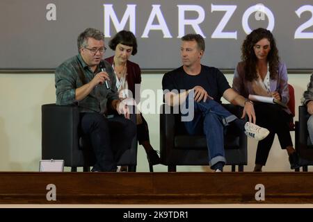 Lucca, Italie. 29th octobre 2022. Lucca, Italie - 29 octobre 2022: Aperçu du film donjons et dragons l'honneur des voleurs à Lucca Comics and Games 2022, dans les réalisateurs de photos Jonathan Goldstein, John Francis Daley, et le producteur Jeremy Latcham. Crédit: Stefano Dalle Luche/Alamy Live News Banque D'Images