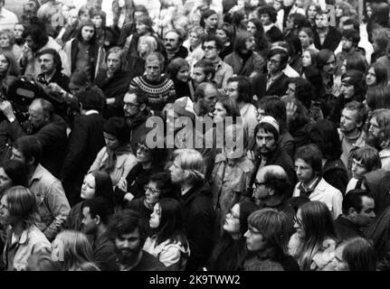 Le Red Dot Workers' Festival, un événement de groupes de gauche sur 18. 9. 1971 à Hanovre, est devenu une rencontre des opposants des transports publics Banque D'Images