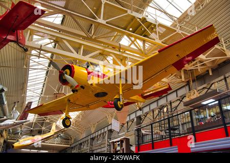 SPEYER, ALLEMAGNE - OCTOBRE 2022 : avion jaune PZL-106 Kruk dans le Technikmuseum Speyer. Banque D'Images