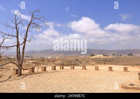 Vue sur la ville côtière de Taqah dans le gouvernorat de Dhofar, près de Salalah en Oman Banque D'Images