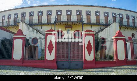 Arènes d'Almendralejo, Badajoz, Estrémadure, Espagne. Vue sur l'extérieur Banque D'Images