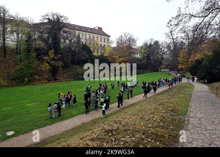 Prague, République tchèque. 30th octobre 2022. Le château de Prague a ouvert toute la Moat au public pour le week-end, photographié dimanche, 30 octobre 2022. Crédit : Katerina Sulova/CTK photo/Alamy Live News Banque D'Images